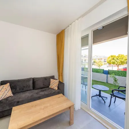 Lejlighedshotel Dede 3*